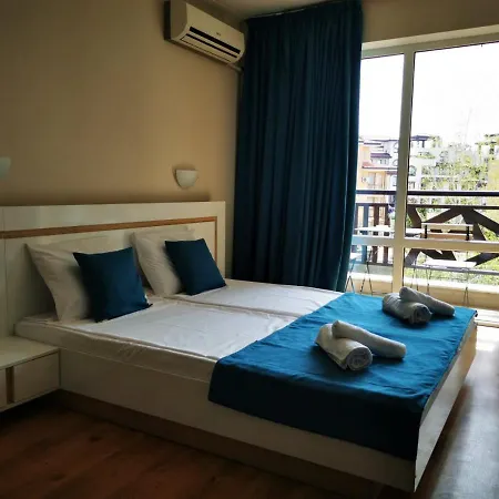 студио Sun Day в Royal Palm, влас דירה סבטי ולאס